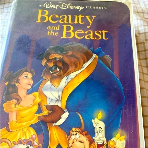 Original beauty and the beast on VHS 1982 black diamond Collection like new - Picture 1 of 3